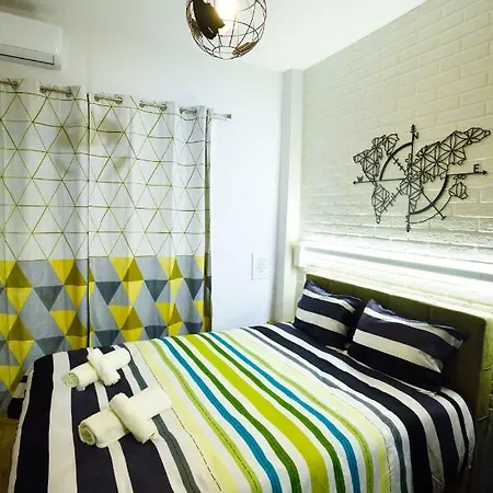 Apartment La Vie Boheme Central